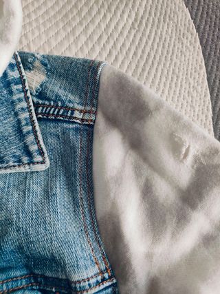 Cazadora vaquera sudadera. Marca Hollister. Talla