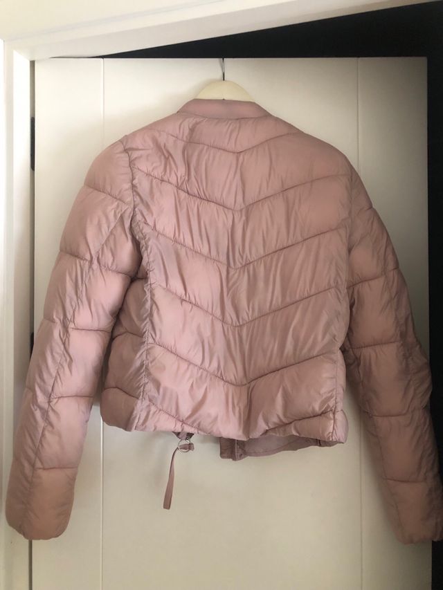 Plumas corto Bershka rosa empolvado