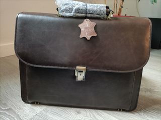 Maletín de piel