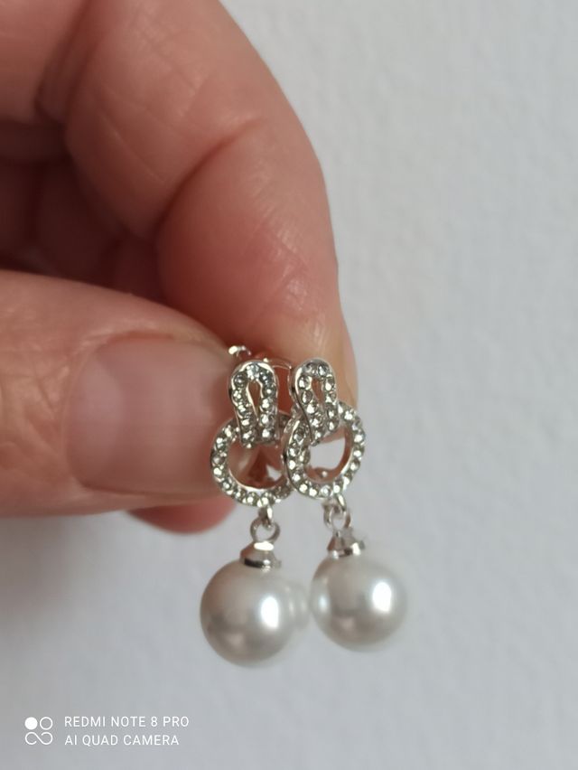 Elegantes pendientes Glass Pearls