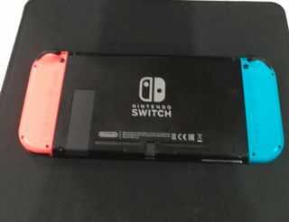NINTENDO SWITCH CON EXTRAS