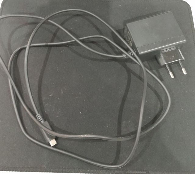 NINTENDO SWITCH CON EXTRAS