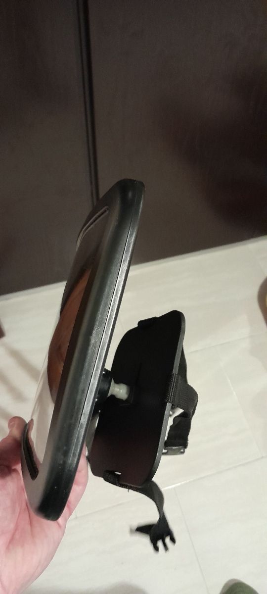 Espejo retrovisor coche bebé.