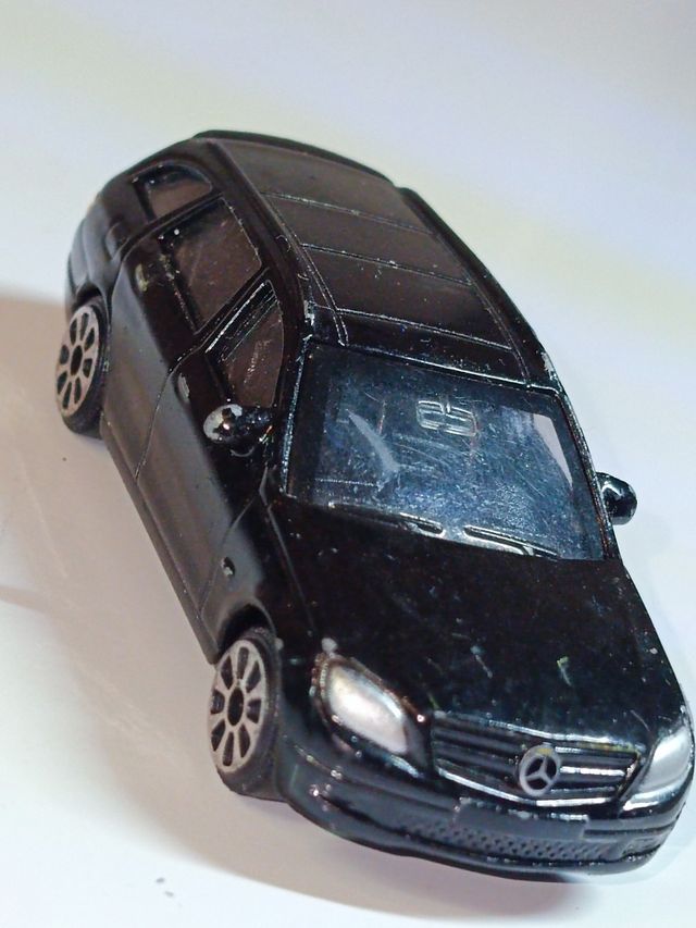 MERCEDES BENZ CLASSE T 1/64