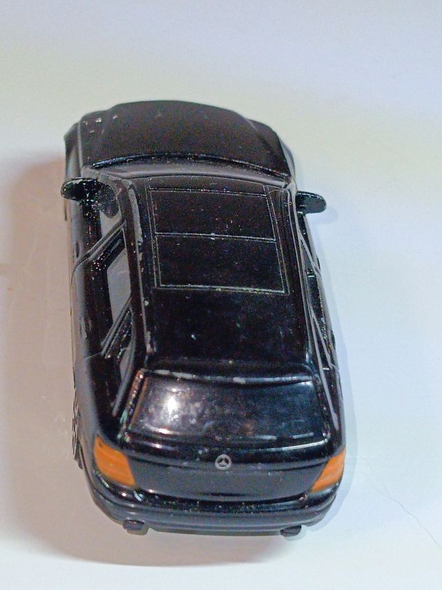 MERCEDES BENZ CLASSE T 1/64