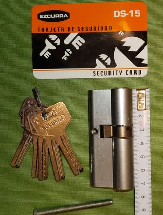 Bombillo EZCURRA para puerta de entrada