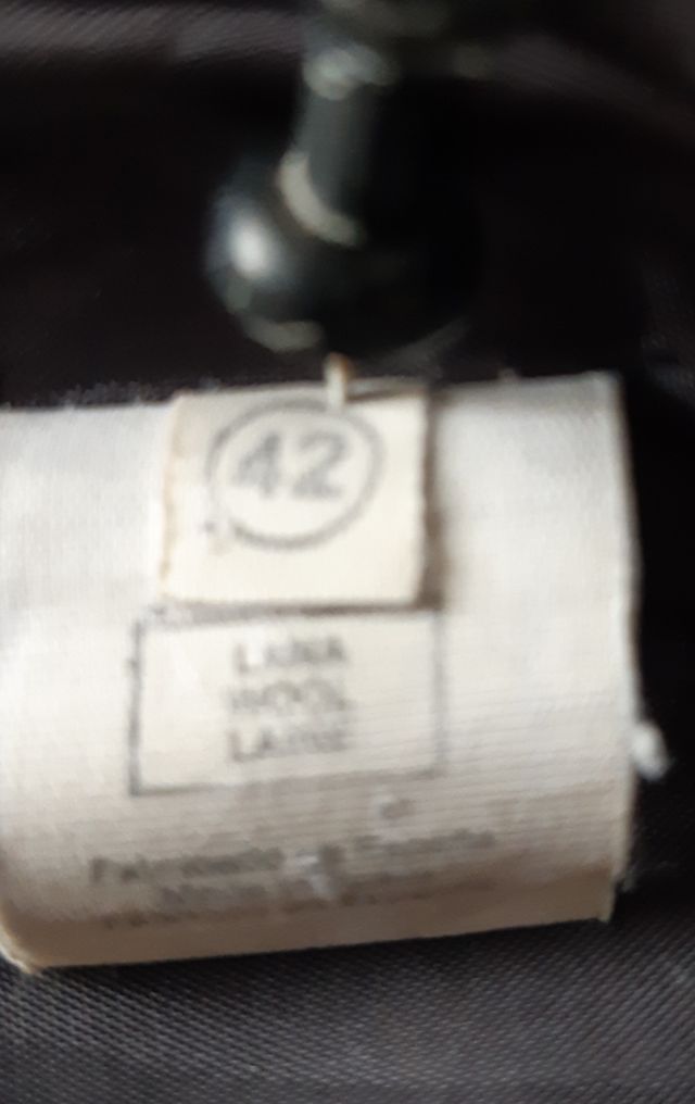 Abrigo tres cuartos.