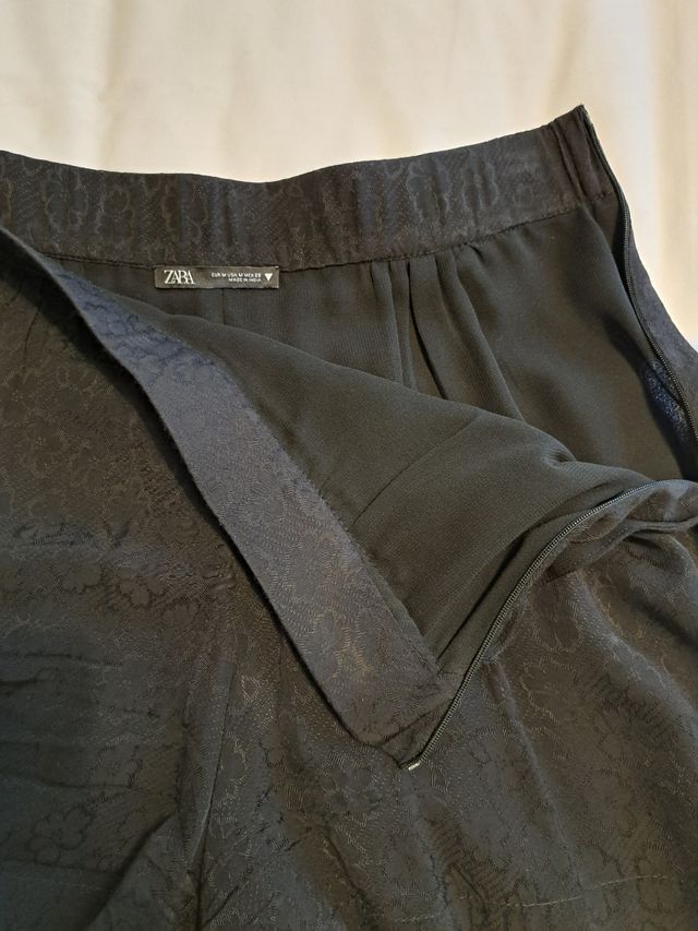 Short Bermuda negra Zara