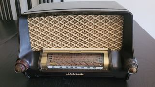 Radio antigua Iberia E-56