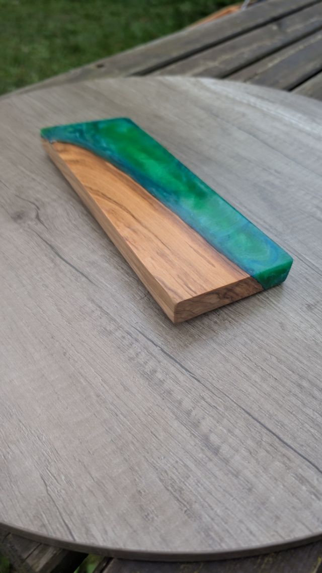 Portacoltelli Magnetico in resina/ulivo