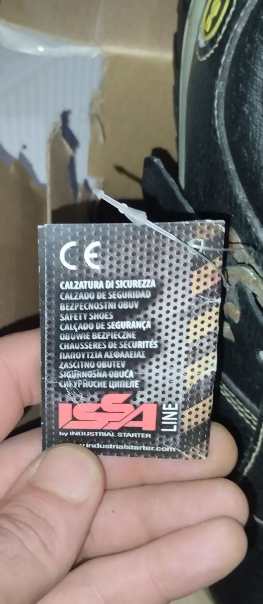 Zapatos seguridad issa n42