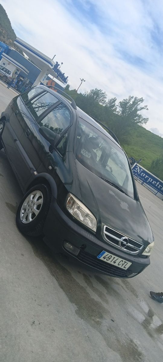 Opel Zafira 2004