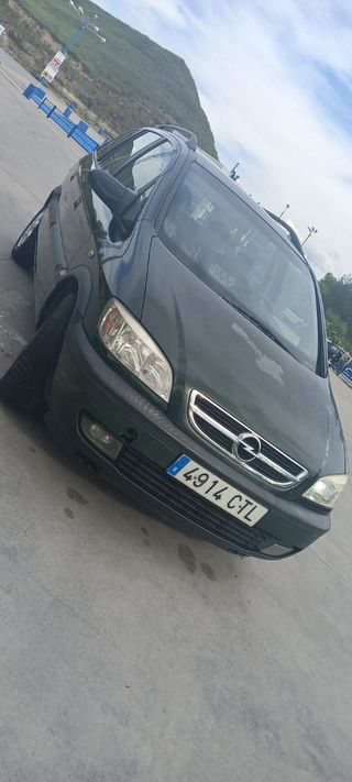Opel Zafira 2004