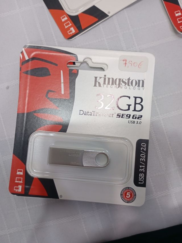 Pens Drives Kingston