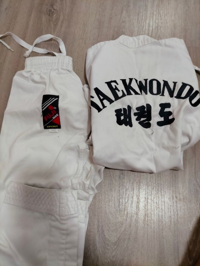 Dobok taekwondo infantil