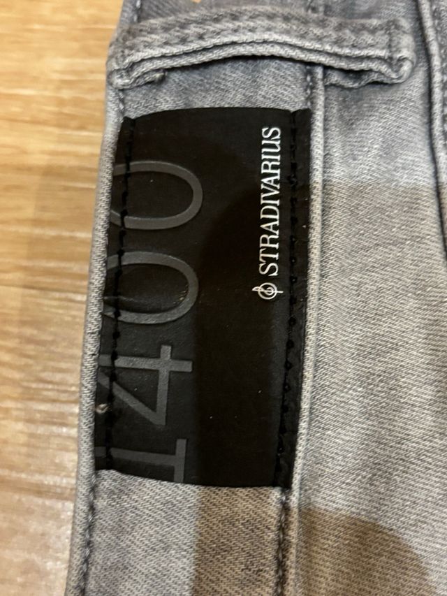 Pareja de pantalones stradivarius talla 34