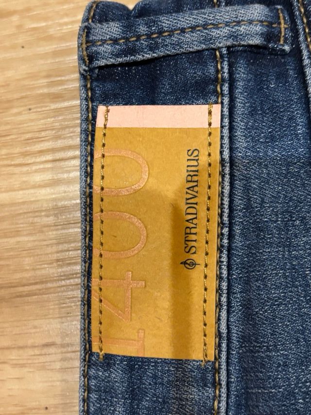 Pareja de pantalones stradivarius talla 34