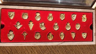 Coleccion pines de oro clubes LFP