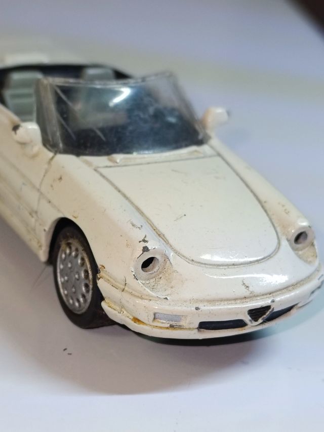 ALFA ROMEO SPIDER DE 1989 1/43 NEW-RAY
