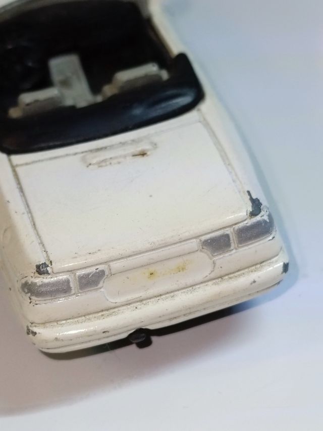 ALFA ROMEO SPIDER DE 1989 1/43 NEW-RAY