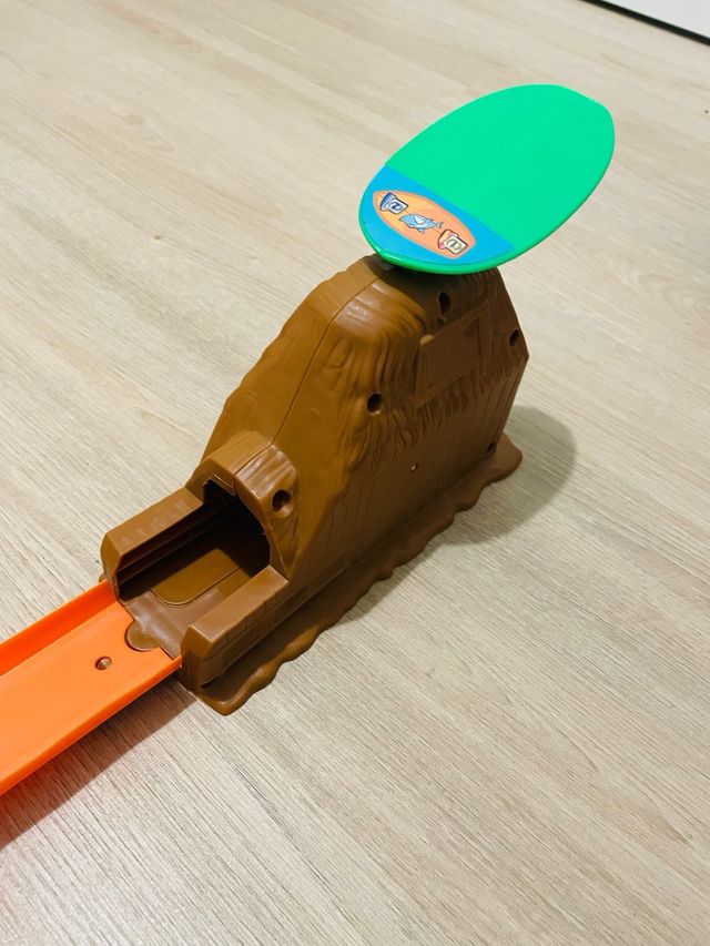 Hot Wheels Tiburón como nuevo