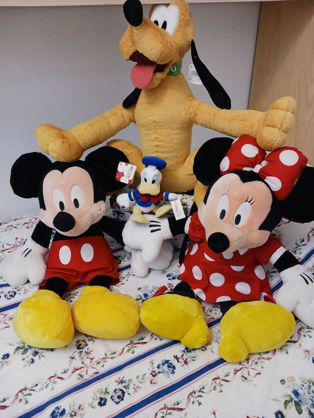 MUÑECOS DISNEY