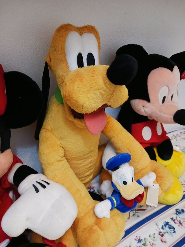 MUÑECOS DISNEY