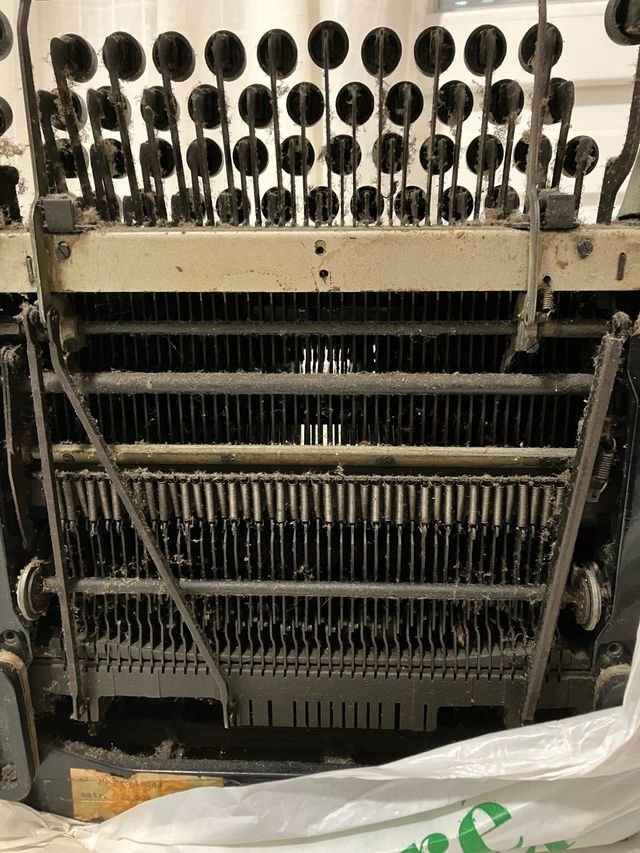 Maquina de escribir Olivetti Lexicon