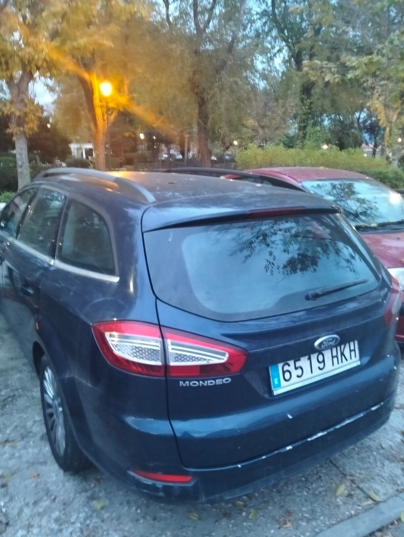 Ford Mondeo 2012 - foto 1