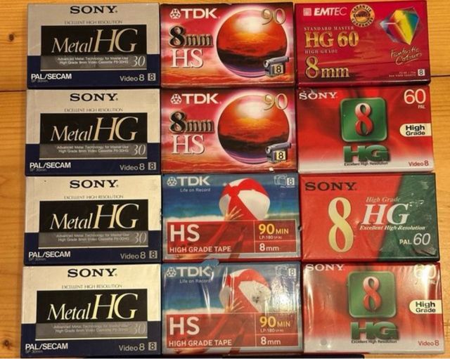 Lotto 12 nastri Video 8