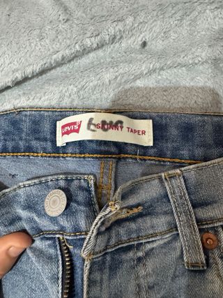 Pantalon levis 