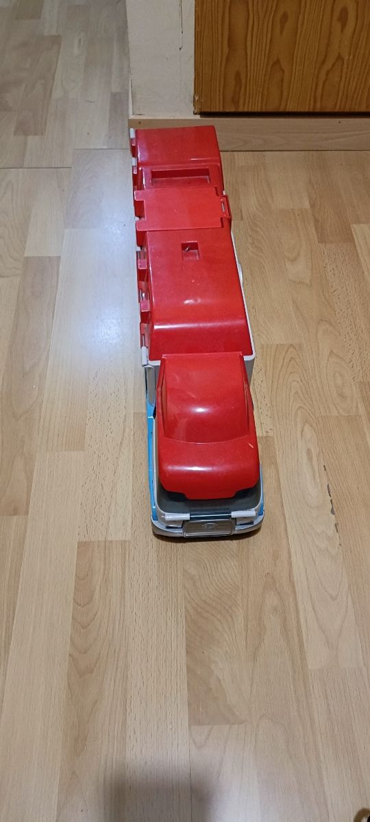 Súper camion patrulla canina