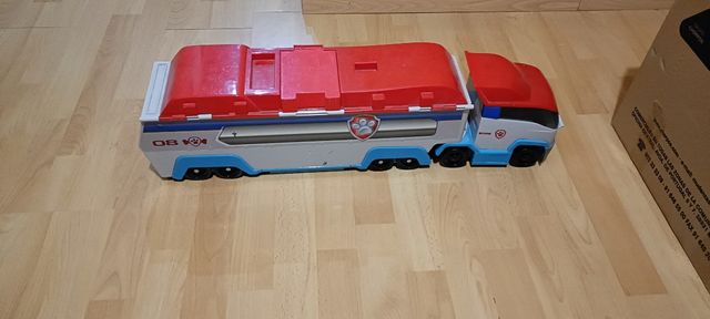 Súper camion patrulla canina