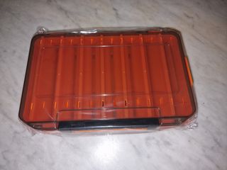 Caja de aparejos de pesca