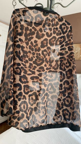 Chaqueta kimono leopardo talla M