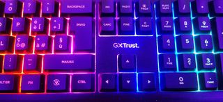 GX Trust Tastiera + mouse RGB Nuovi . Con scatola