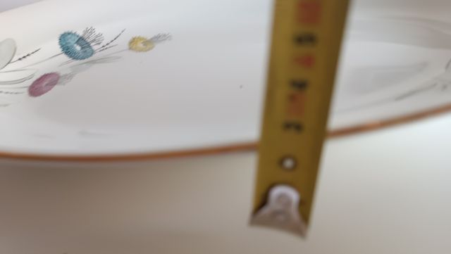 Bandeja o fuente blanca antigua.