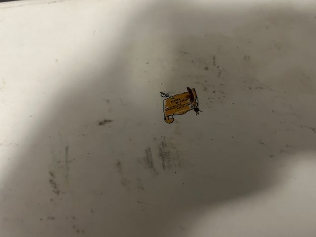 Vassoio teglia in ceramica disegnato a mano