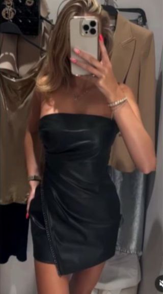 Vestido mini drapeado cadena Zara Talla M