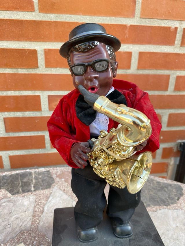 Figura hombre jazz saxofon vintage