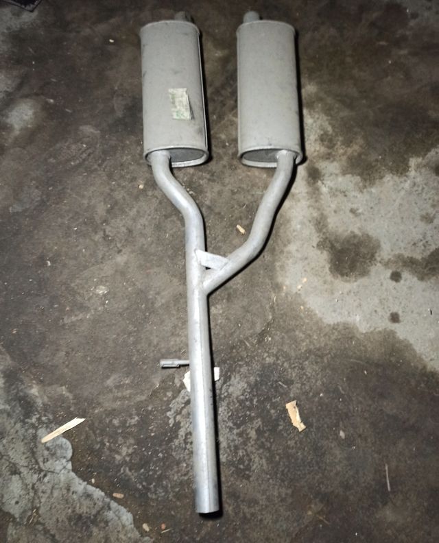 Ford Taunus 2.3 Ghia- Silencioso delantero