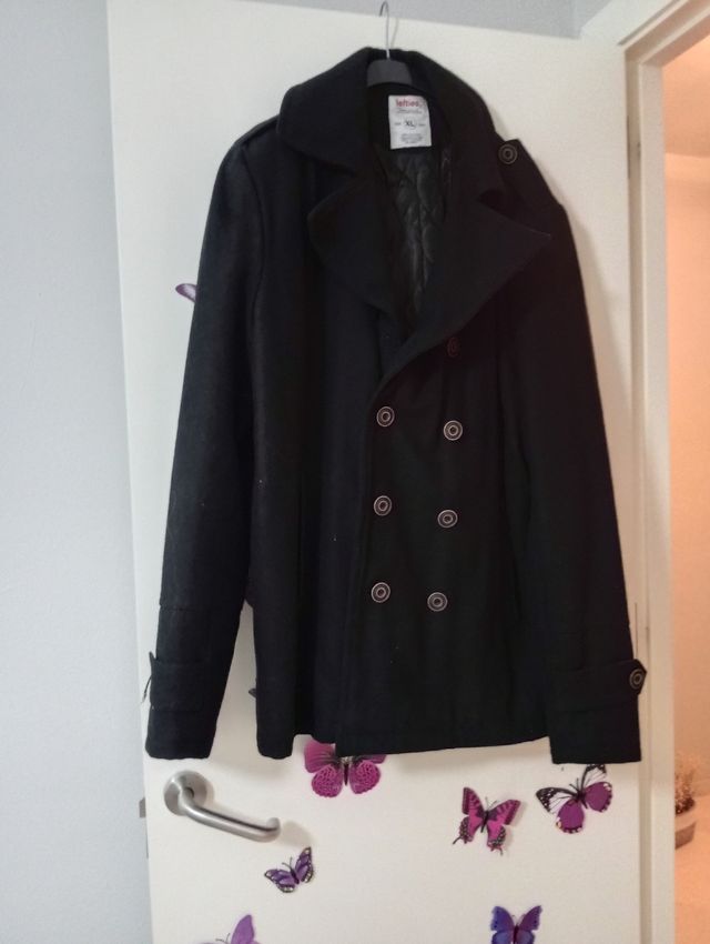 Tres cuarto de hombre 