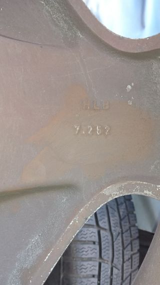 Neumatico (Michelin) + Llanta Mercedes 215 60 R16