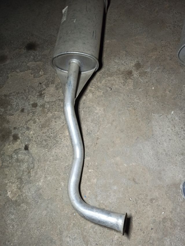 Renault 19 Chamade-Silencioso trasero