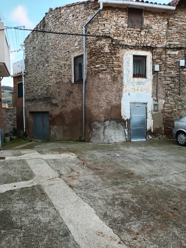 Casa y terrenos cultivo y huertos