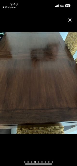Conjunto de mesa extensible y sillas (Teka)