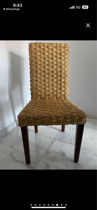 Conjunto de mesa extensible y sillas (Teka)