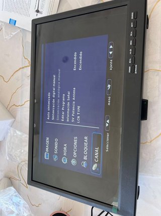 led tv 19inch hd tv /dvd combo caravana