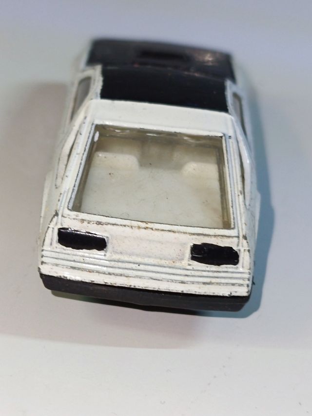 DODGE DAYTONA TURBO DE 1984 1/64