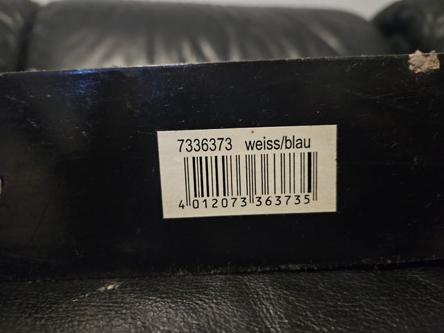 Modello antico di veliero in legno